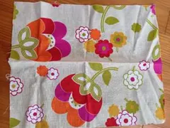 花柄生地、はぎれ