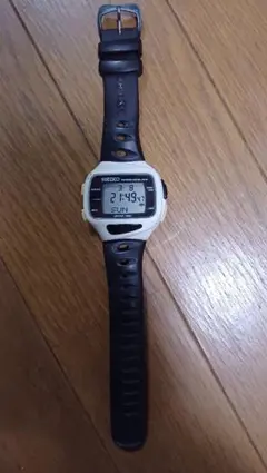 SEIKO　ソーラー腕時計