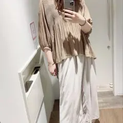 ジーナシス　マジョリカプリーツブラウス　ブラウン