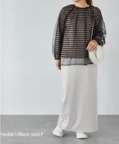 無地チュールトップスのサムネイル