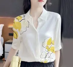 お出かけにぴったり！花柄ゆったりシンプルトップス 春夏デートコーデ