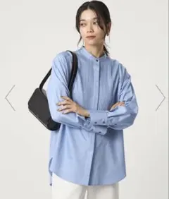 ピンタック バンドカラー 長袖シャツ ブルーのサムネイル