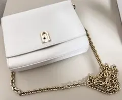 N*エ様 FURLA フルラ　ホワイトレザーショルダーバッグ