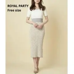 ロイヤルパーティー　ジオメトリックタイトワンピース （オフホワイト）