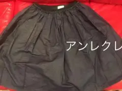 スカートのサムネイル