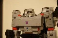 メガトロン キャラクター玩具