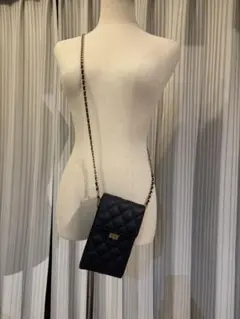 ショルダーバッグ レディース　レザー風　スマホポーチ　斜めがけ