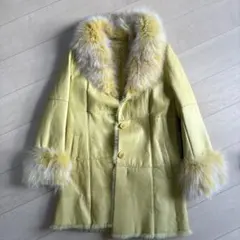 イエロー レザー ファー付きコート