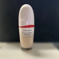 リバイタルエッセンススキングロウファンデーション220