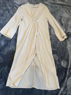 値下げ　H&Mクリーム色 ドレスワンピース M
