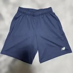 New Balance ニューバランス　ハーフパンツ Sサイズ　ネイビーのサムネイル