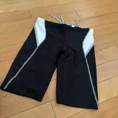 再値下げ　NIKE メンズ　フィットネス水着　Mサイズのサムネイル