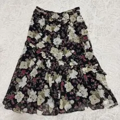 インゲボルグ ロングスカート　花柄 黒 シフォン　Mのサムネイル