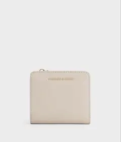 CHARLES & KEITH 二つ折り財布 オートミールのサムネイル
