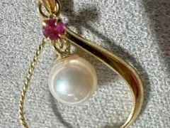 U*n様 超美品！K18 アコヤ真珠のペンダントトップ
