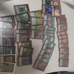 遊戯王【ドゥームズ】デッキ ドラスティア スリーブ付 遊戯王【ドゥームズ】デッキ ドラスティア スリーブ付 - メルカリ