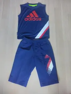 Adidasアディダス タンクトップ&ショートパンツ セット120紺