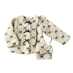 ポシェット付きリボン柄刺繍ボアコート