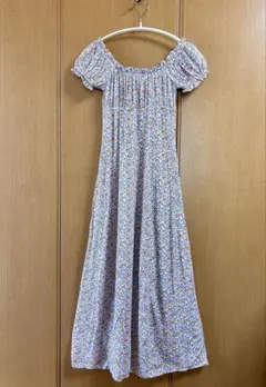 【H&M】花柄オフショルダーワンピース