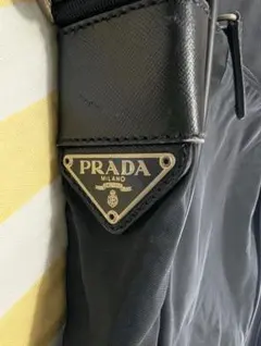 PRADA ブラック ショルダーバッグ