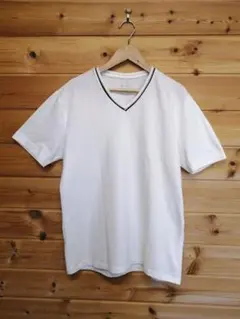 23区HOMME　半袖シャツ　Vネック　メンズ　Mサイズのサムネイル