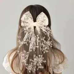 【新品】オフホワイトリボンヘアアクセサリー　 髪飾り キッズ 発表会