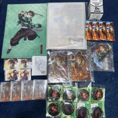 鬼滅の刃　無限城編　WEBSHOPくじ 炭治郎 セット アクスタ 缶バッジ