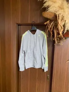 adidas ジップアップパーカー グレー 蛍光色