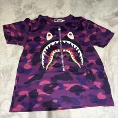A BATHING APE シャーク Tシャツ パープル カモのサムネイル