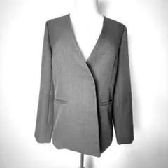 新品 ナチュラルビューティーベーシック Vネック ジャケット S グレー