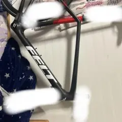 フレーム カーボンフォーク プレステ4が欲しいため売ってます - メルカリ