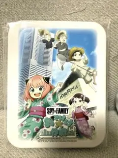 横浜 みなとみらい SPY×FAMILY おでけけ大作戦 缶 アーニャ