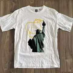 GU アンダーカバーコラボTシャツ 自由の女神 ホワイト Lサイズのサムネイル