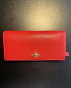 緊急特価　Vivienne Westwood 赤い長財布 カードスロット付き