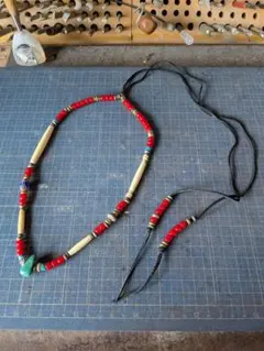 OLDホワイトハーツネックレス CHOOKE - Heishi×Old Blue Antique White Heart Necklace