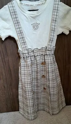 サスペンダー付きチェックワンピース