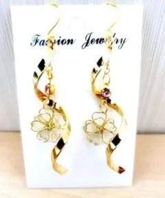 227# ピアス ハンドメイド フラワー レジン 桜 夏ピアス 秋ピアス