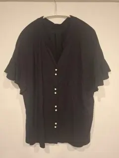 黒いフリル袖 半袖 シャツ 3L 4Lのサムネイル