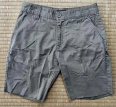 BRIXTON チノショートパンツ グレーのサムネイル