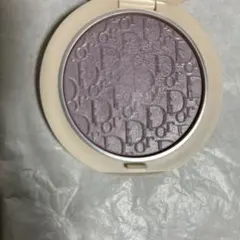 再値下げしましたディオールスキンフォーエヴァークチュールルミナイザー003