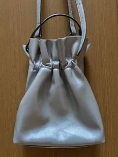 アズールバイマウジー　シルバー　2WAY EASY DRAWSTRING BAG
