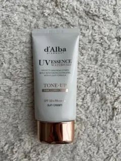 d'Alba UV ESSENCE WATERFULL 50ml ピンク