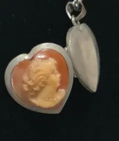 Cameo Heart Locket カメオ風ハート型ロケットネックレス