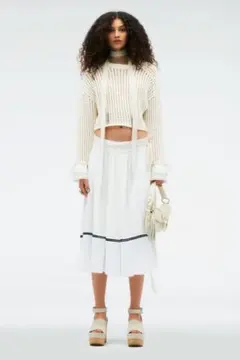 ZARAザラアイボリー クロップドニットセーター 長袖