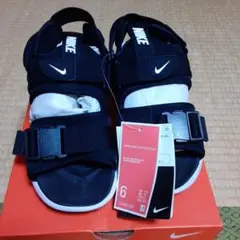 Nike ウィメンズキャニオンサンダル ブラック 6