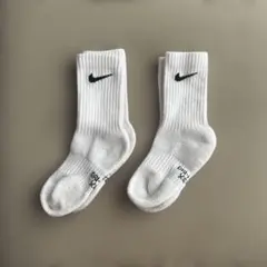 ナイキ Nike DRI-FIT ホワイトソックス　キッズ靴下
