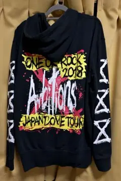 ONE OK ROCK 2018 Ambitions フーディ