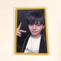 2025年最新】stray kids yellow wood リノの人気アイテム - メルカリ