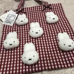 Item thumbnail for item c9bb2d11-ca20-4234-a8ab-efcd2d700e52