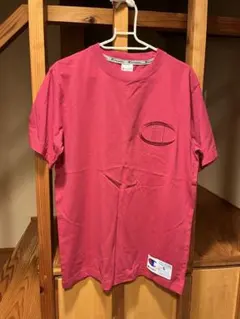 Champion チャンピオンTシャツ新品ラズベリー　デカロゴ